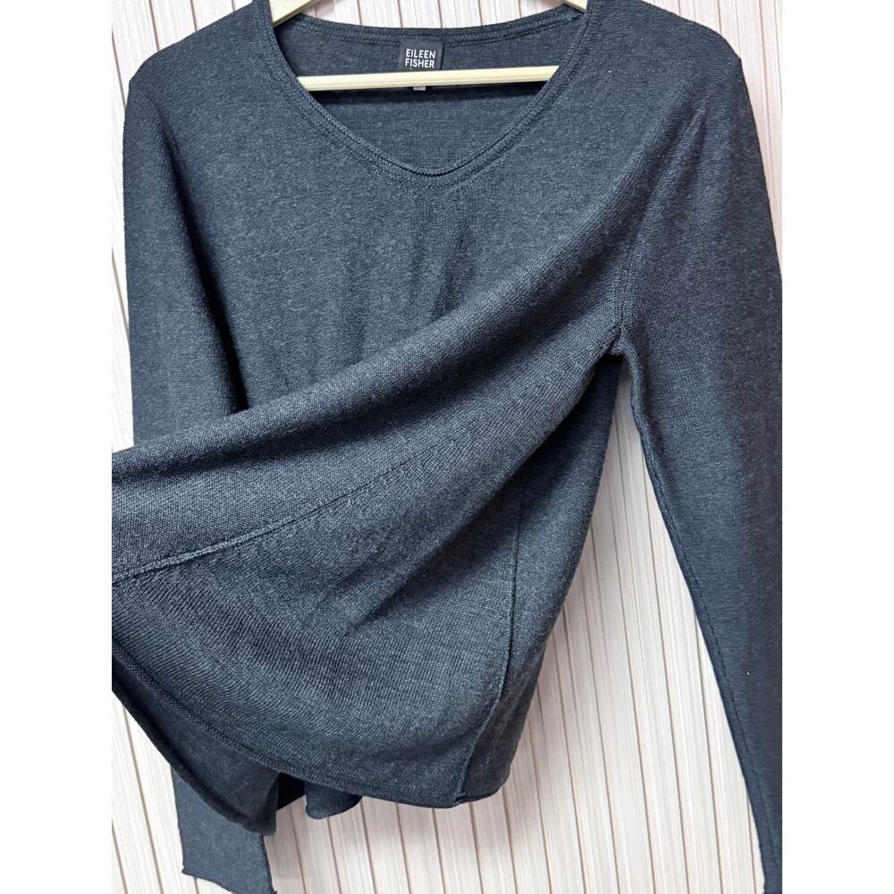 Eileen Fisher Women's 100% Merino Wool V-Neck Sweater Size L - Picture 5 of 8